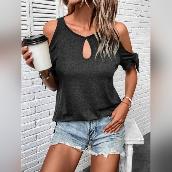 Keyhole Cold Shoulder T-Shirt - Picture 3 of 6